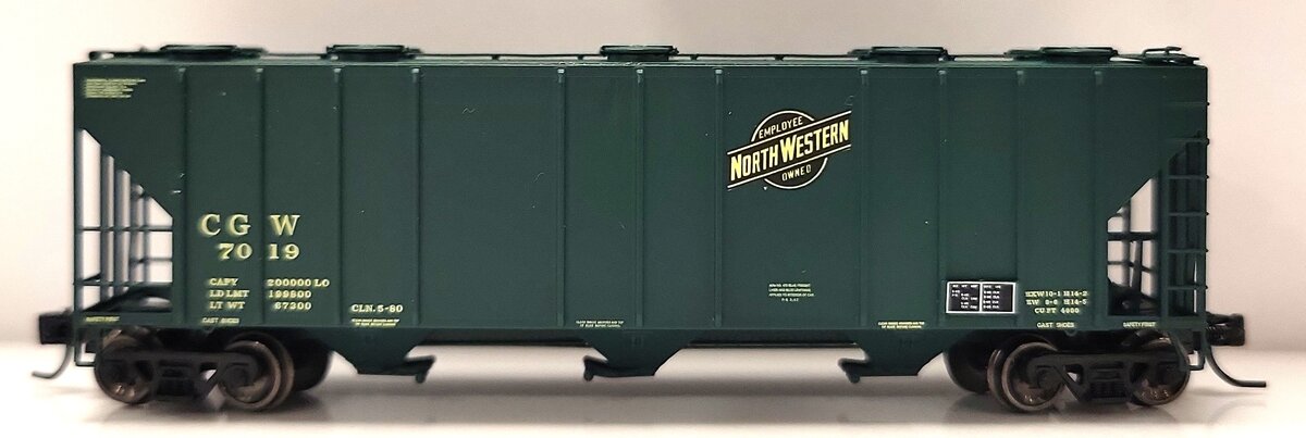 ExactRail EN-50606-3 N Scale Chicago & Northwestern PS 4000 Covered Hopper #7019 LN/Box