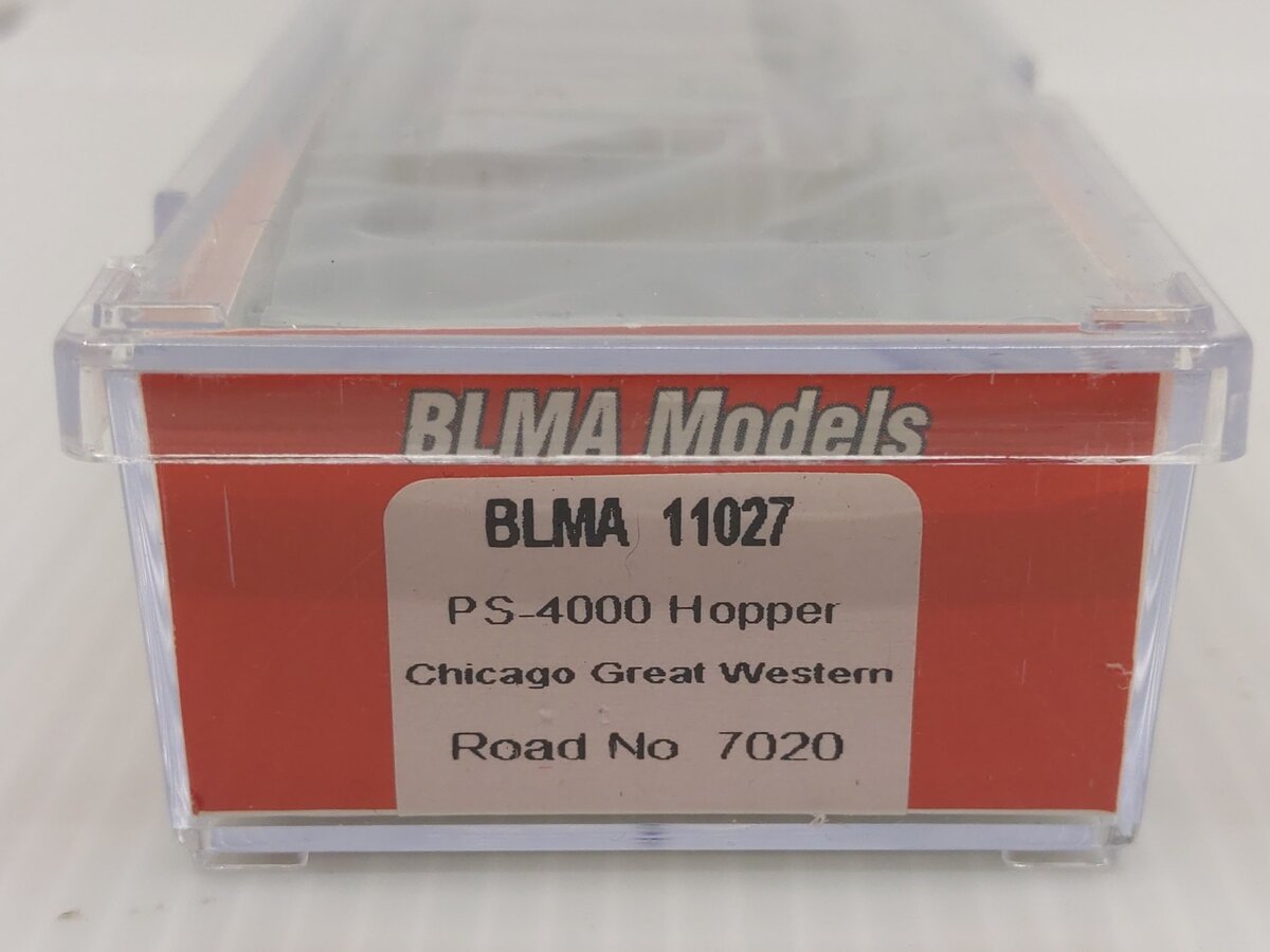 BLMA Models 11027 N Scale Chicago Great Western PS-4000 Covered Hopper #7020 LN/Box