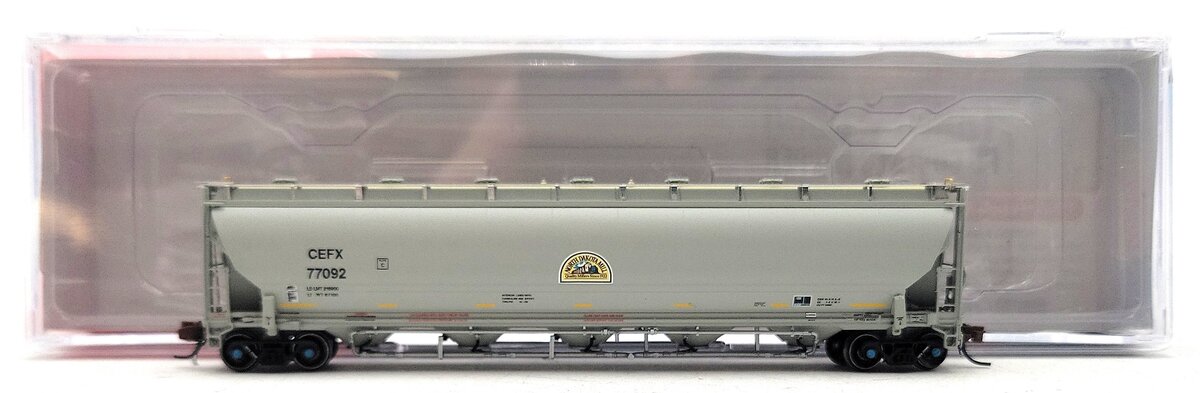 BLMA Models 19014 N CEFX 5660 Covered Hopper #77092 LN/Box