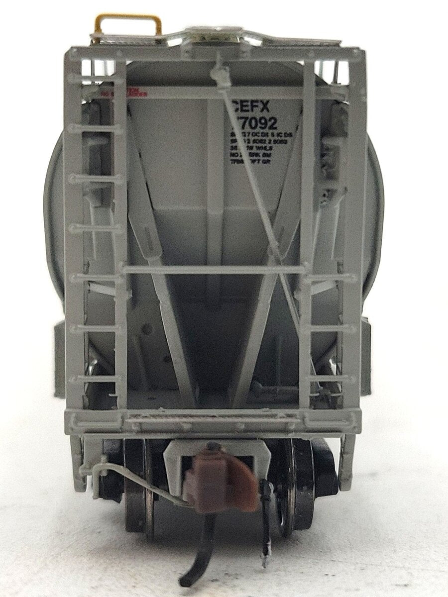 BLMA Models 19014 N CEFX 5660 Covered Hopper #77092 LN/Box
