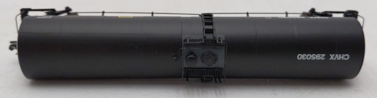 Atlas 50000723 N Scale Chevron Trinity 25.5K Gall0n Tank #295030 LN/Box