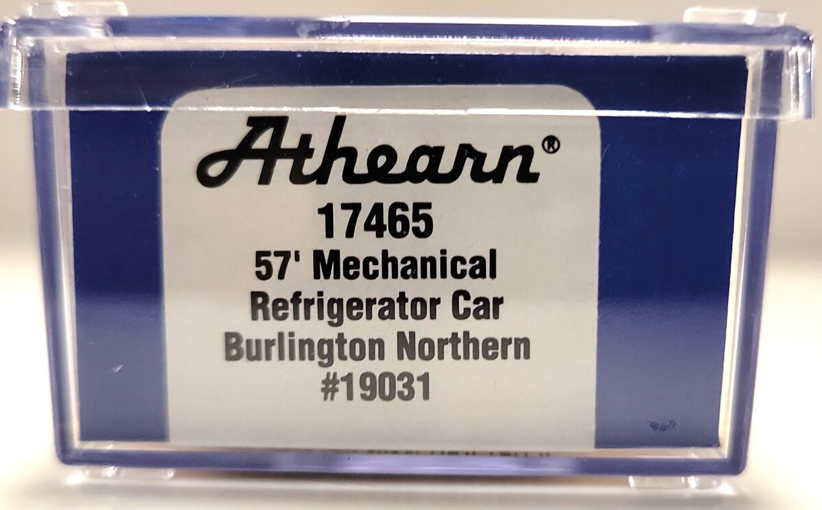 Athearn 17465 N Scale Burlington Northern 57' Mechanical Reefer Car #19031 EX/Box