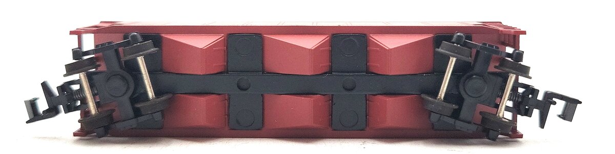Roundhouse 86201 N-Scale CMO Offset Side 3-Bay Open Hopper #49709 NIB