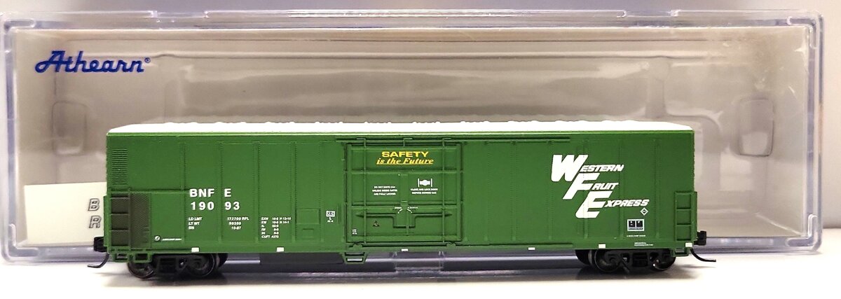 Athearn 17471 N Scale Burlington Northern 57' Mechanical Reefer Car #19093 LN/Box
