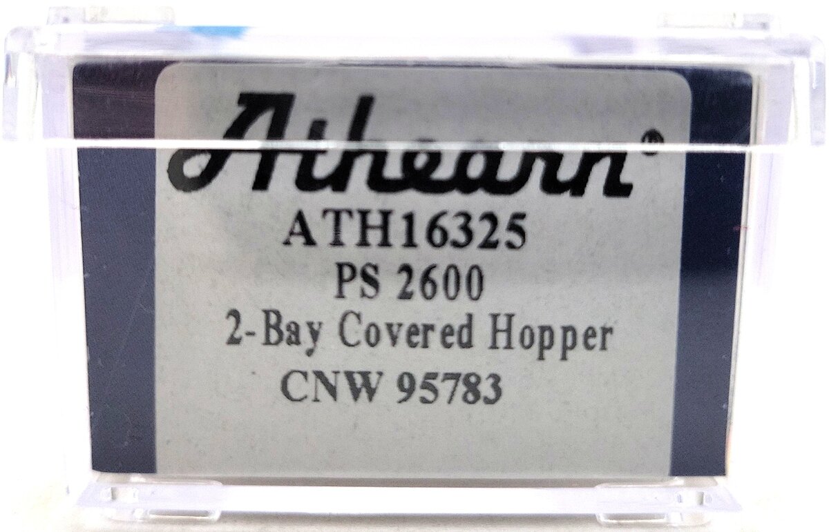 Athearn 16325 N Chicago & North Western PS-2 2600 Covered Hopper #95783 LN/Box