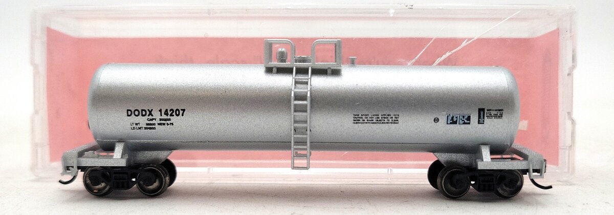 Roundhouse 8896 N Scale U.S. Department of Defense 50' Modern Tank Car #14207 LN/Box
