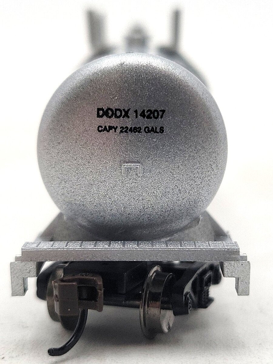 Roundhouse 8896 N Scale U.S. Department of Defense 50' Modern Tank Car #14207 LN/Box
