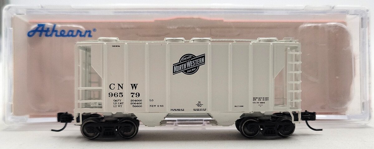 Athearn 12047 N Chicago and North Western PS-2 2600 Covered Hopper Gray #96579  LN/Box