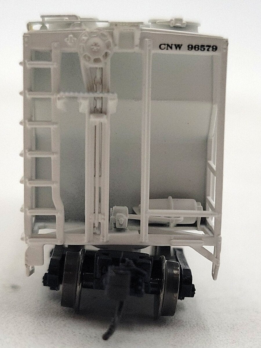 Athearn 12047 N Chicago and North Western PS-2 2600 Covered Hopper Gray #96579  LN/Box