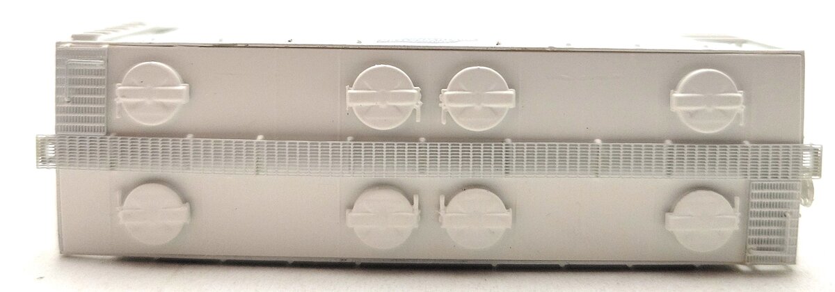 Athearn 12047 N Chicago and North Western PS-2 2600 Covered Hopper Gray #96579  LN/Box