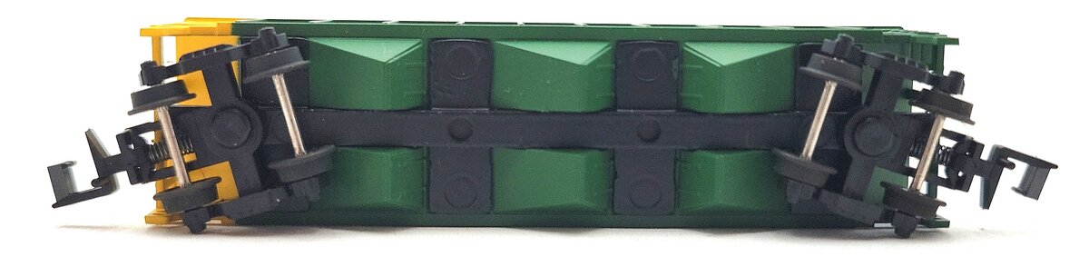 Roundhouse 86001 N Scale CNW 40' 3-Bay Rib Side Hopper #135297 NIB