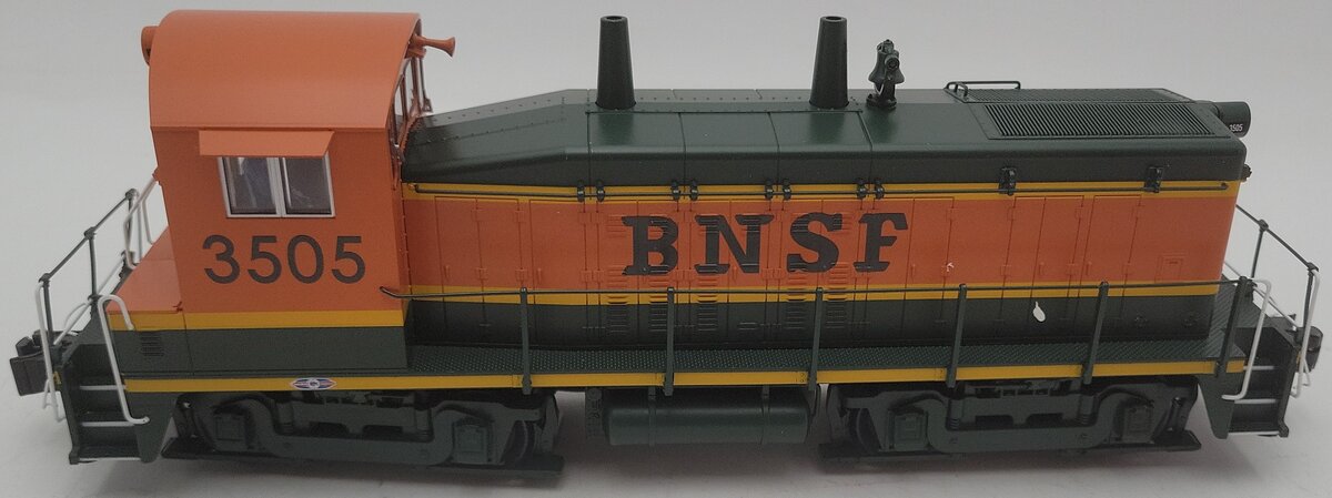 Lionel 2233210 O Gauge BNSF Legacy SW1200 Diesel Locomotive #3505 EX/Box