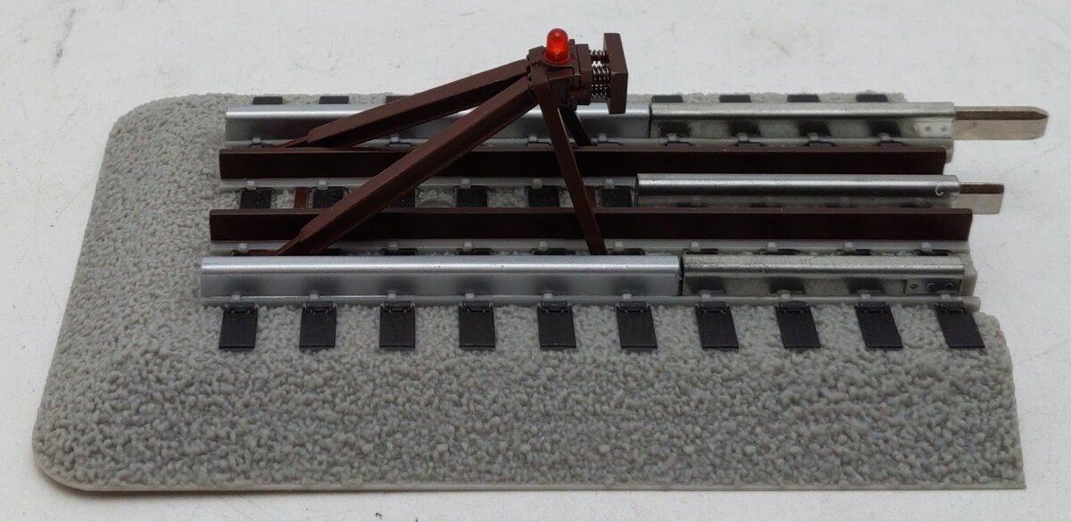 Lionel 6-12035 O Gauge FasTrack Lighted Bumper EX/Box