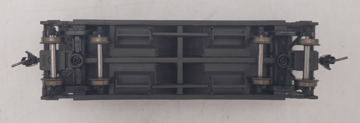Bowser 42799 HO Scale CSX Transportation 70t 2-Bay Covered Hopper #975153 LN/Box