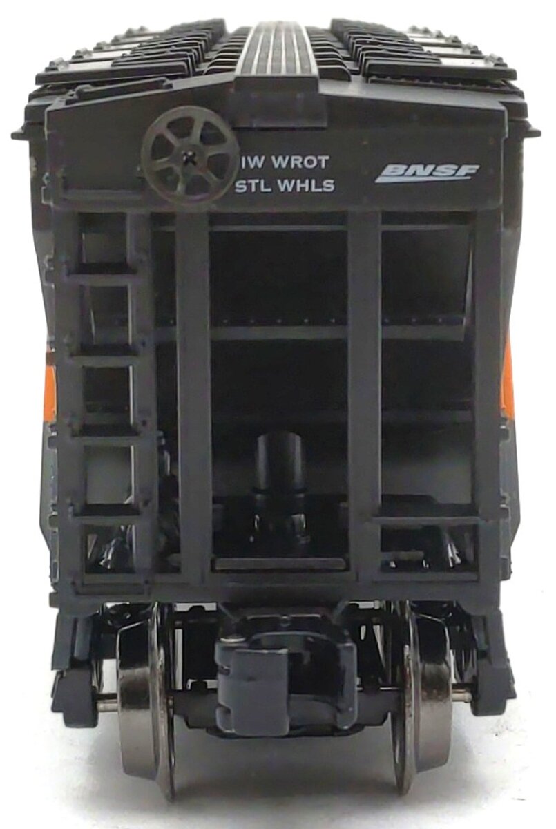 Menards 279-4570 O Gauge BNSF Covered Hopper Car #11078 LN