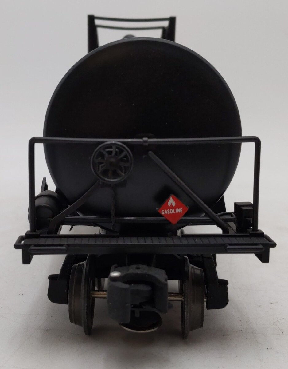 Lionel 6-17900 O Gauge Santa Fe Unibody Single Dome Tank Car #17900 VG/Box