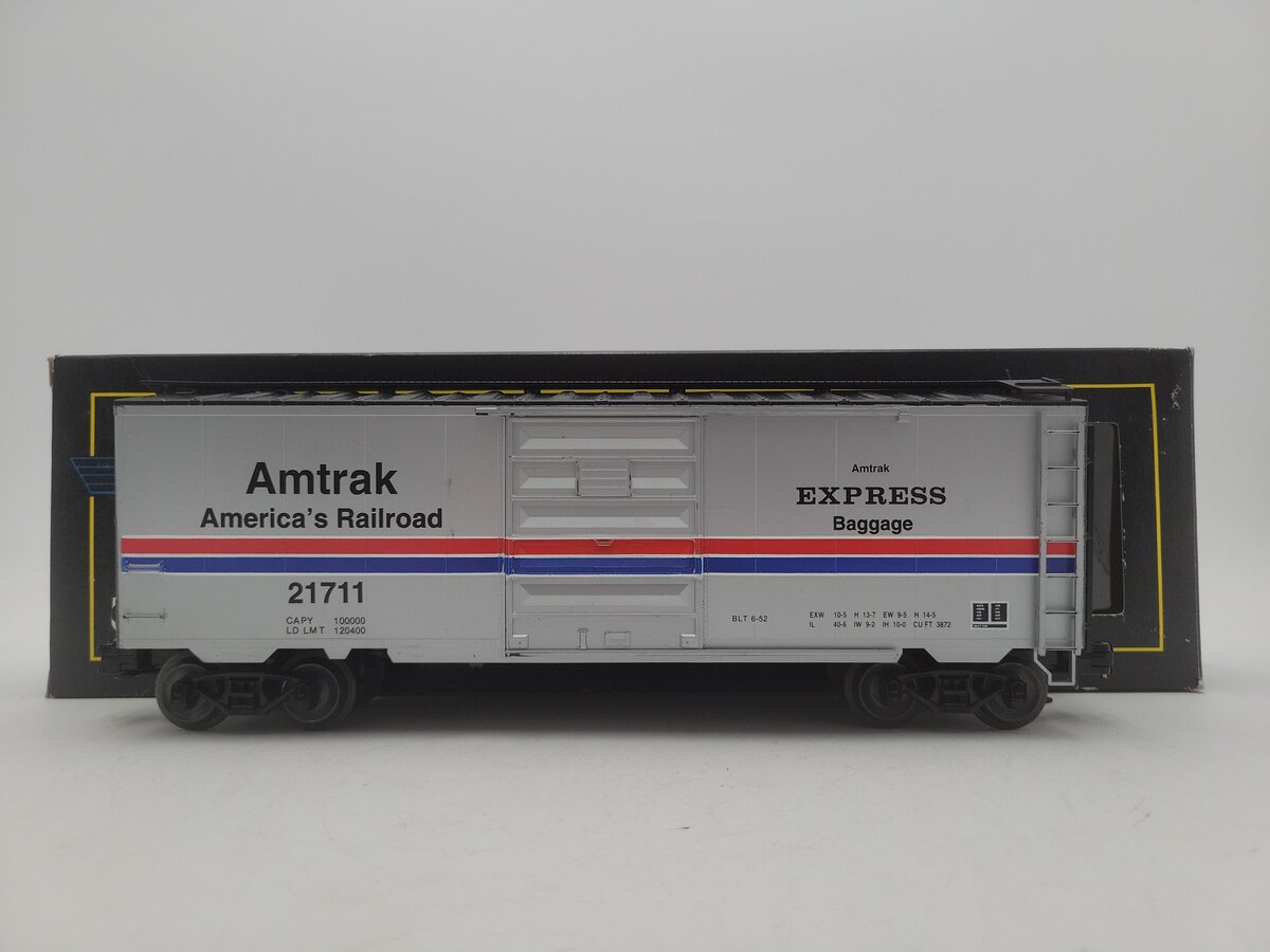 Weaver 21711 Amtrak Express Baggage Boxcar EX/Box