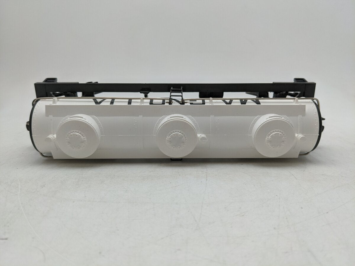 Lionel 6-9279 O Gauge Magnolia 3-Dome Tank Car VG/Box