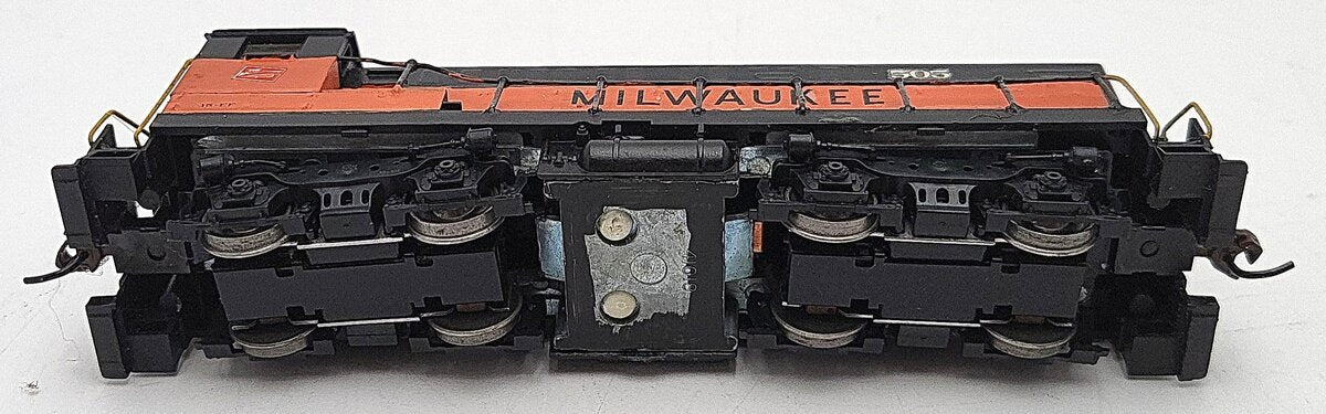 Athearn 3705 HO Milwaukee Road S-12 Powered Diesel Switcher #505 Custom EX