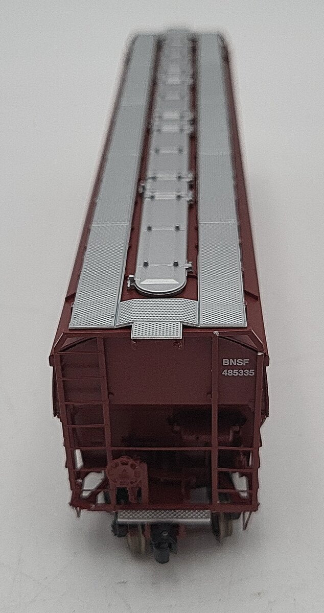 Scale Trains HO Scale Burlington Northern Covered Hopper Car #485335 LN/Box