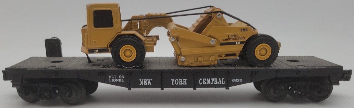 Lionel 6-16954 O Gauge New York Central Flatcar with ERTL Scraper #6424 EX/Box