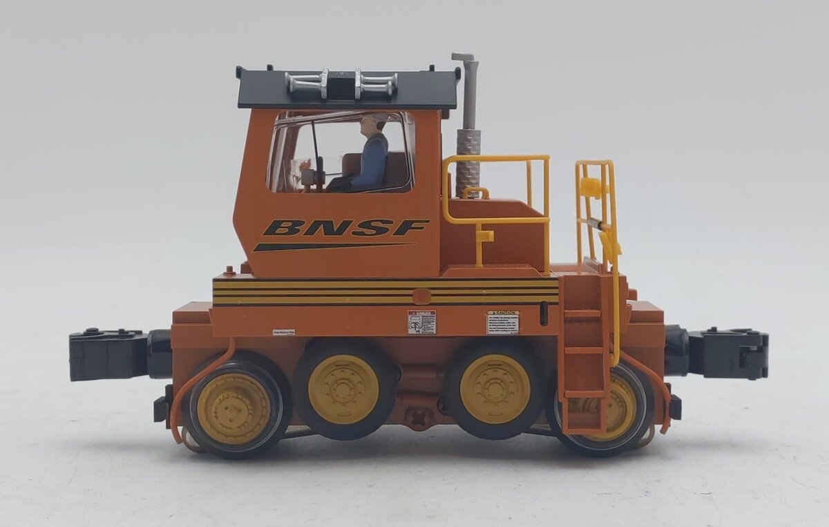Lionel 6-28469 Burlington Northern Santa Fe 4850TM Trackmobile EX/Box