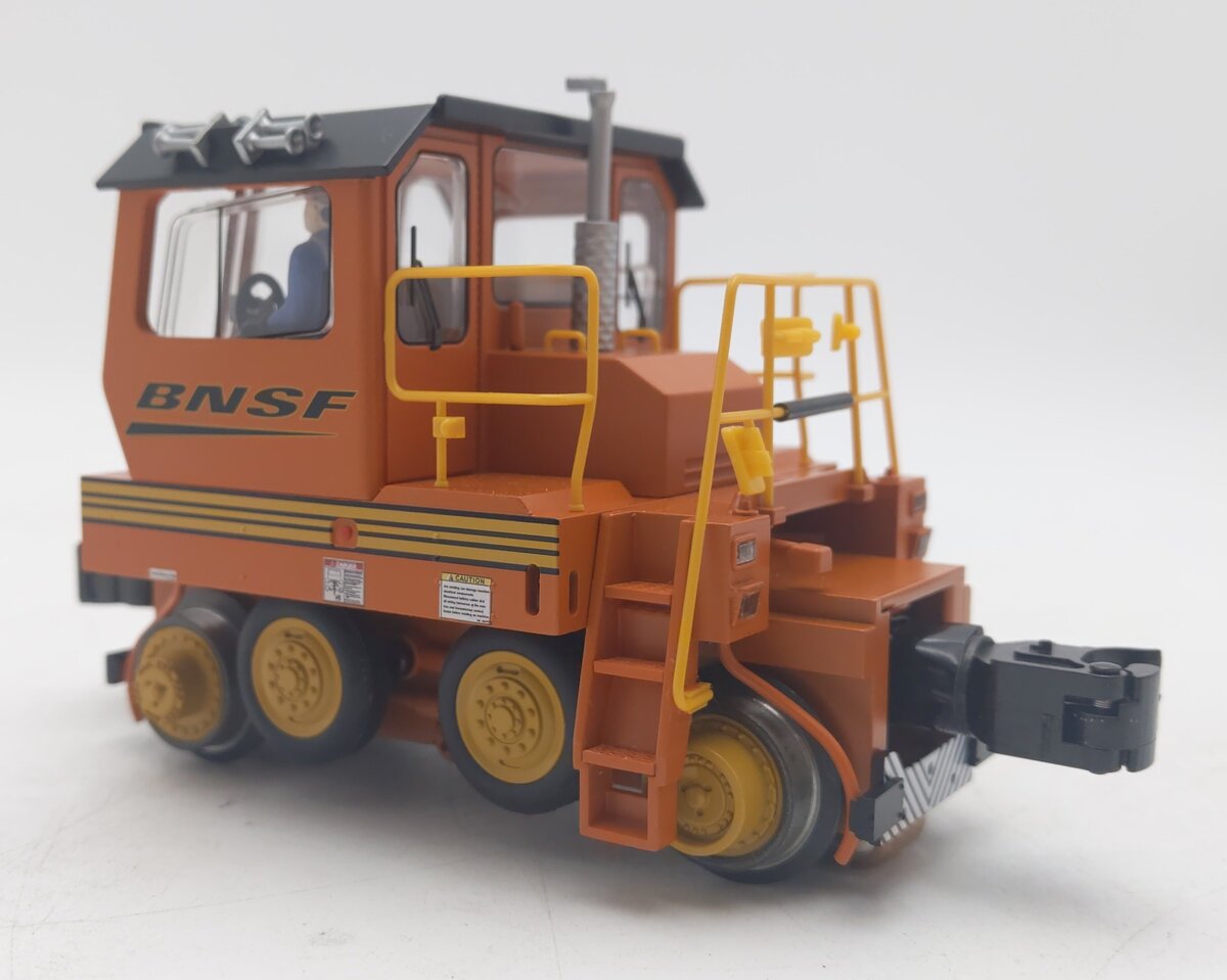 Lionel 6-28469 Burlington Northern Santa Fe 4850TM Trackmobile EX/Box