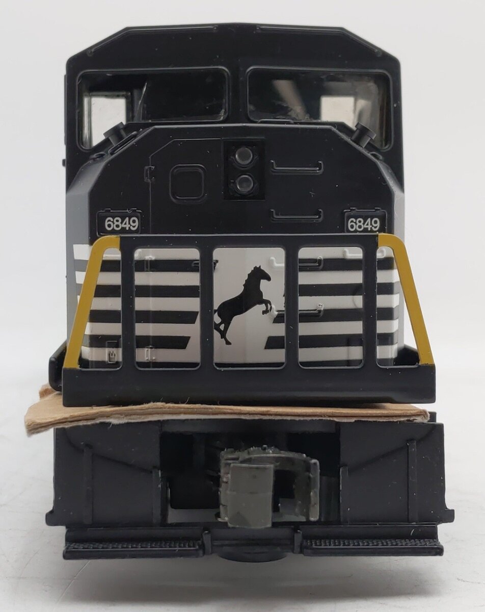 Williams SD9026 O Norfolk Southern SD90 Dummy A Diesel Locomotive #6849 VG/Box