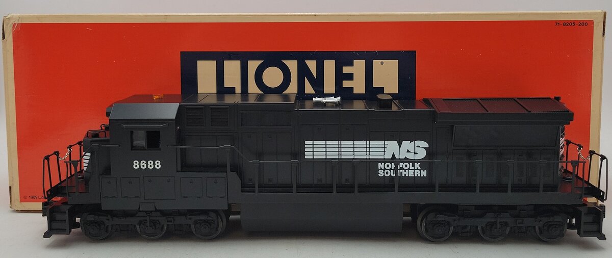 Lionel 6-18213 O Gauge Norfolk Southern Dash 8 40-C Diesel Locomotive #8688 LN/Box
