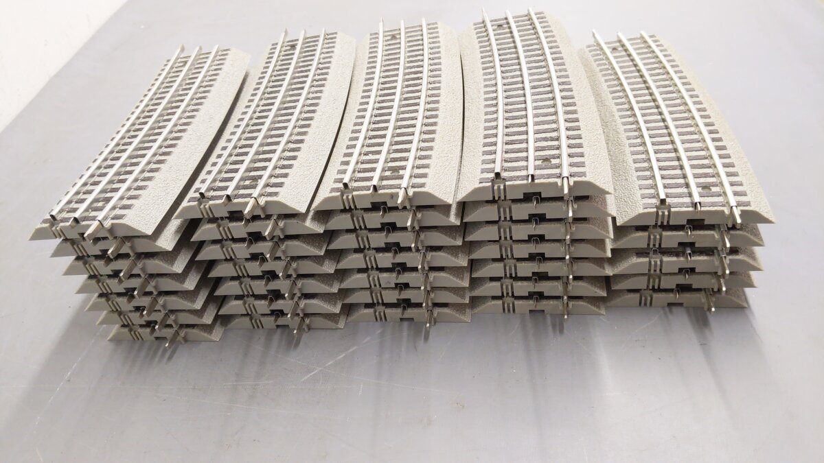 Lionel 6-81250 "O" FasTrack O96 Full Curve (33) EX