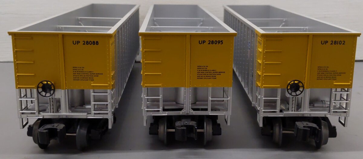 Lionel 6-17488 O Gauge Union Pacific Bathtub Gondola (Pack of 3) EX/Box