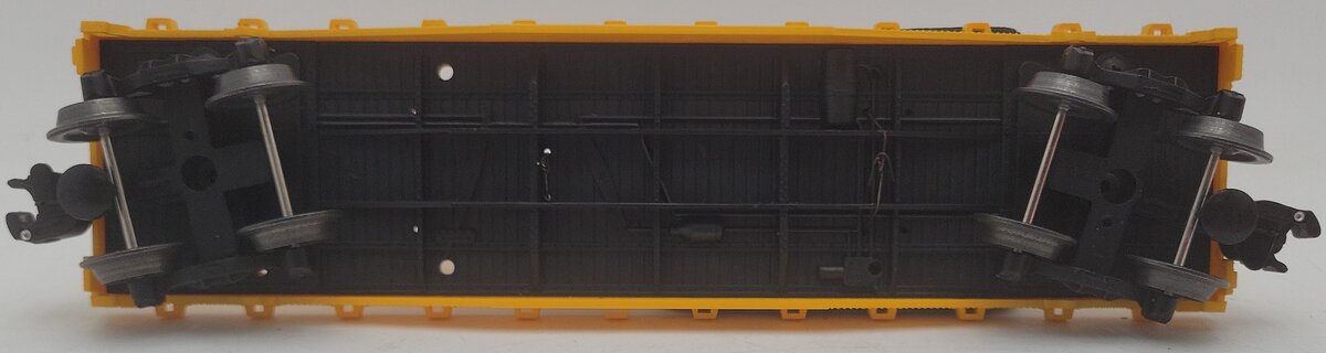 Lionel 6-36020 O Gauge TTX Trailer Train Flatcar w/ John Deere Crane #9-6424 EX/Box