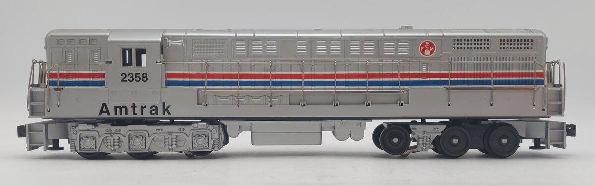 Williams 972358 O Gauge Amtrak FM Trainmaster Dummy Diesel Locomotive #2358 VG/Box