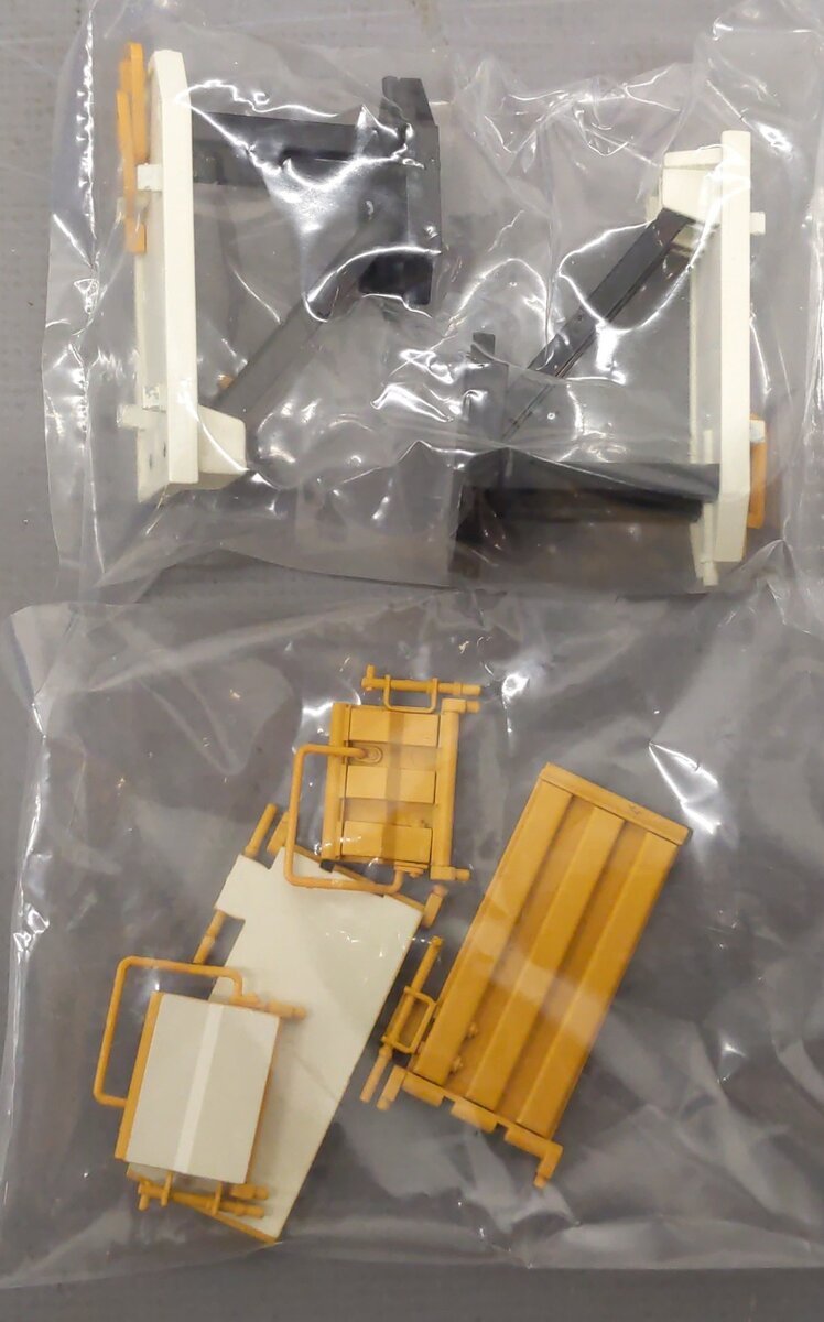 Atlas 7986-2 "O" TTX 89'4" Flat Car #974437 (2-Rail) EX/Box