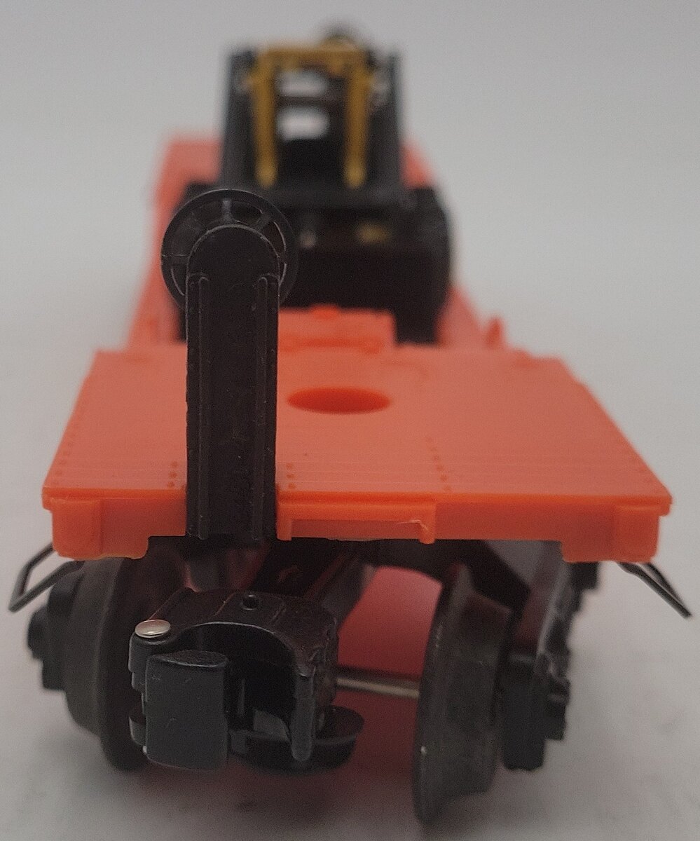 Lionel 6-16958 O Gauge Lionel Flatcar w/an Ertl New Holland Loader EX/Box