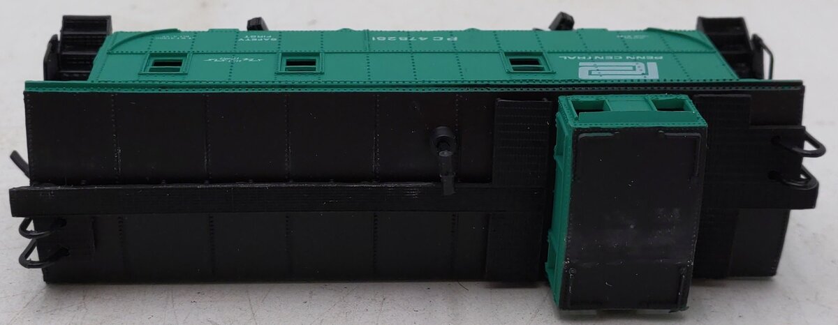 Bachmann 0981 HO Scale Penn Central Caboose #478281 EX/Box