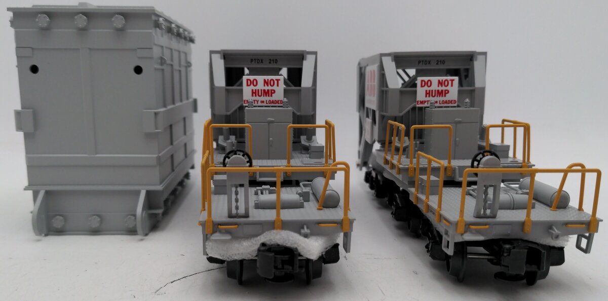 MTH 20-98291 O ABB Schnabel Flatcar with Transformer #210 EX/Box