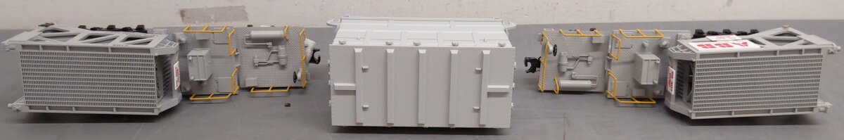 MTH 20-98291 O ABB Schnabel Flatcar with Transformer #210 EX/Box