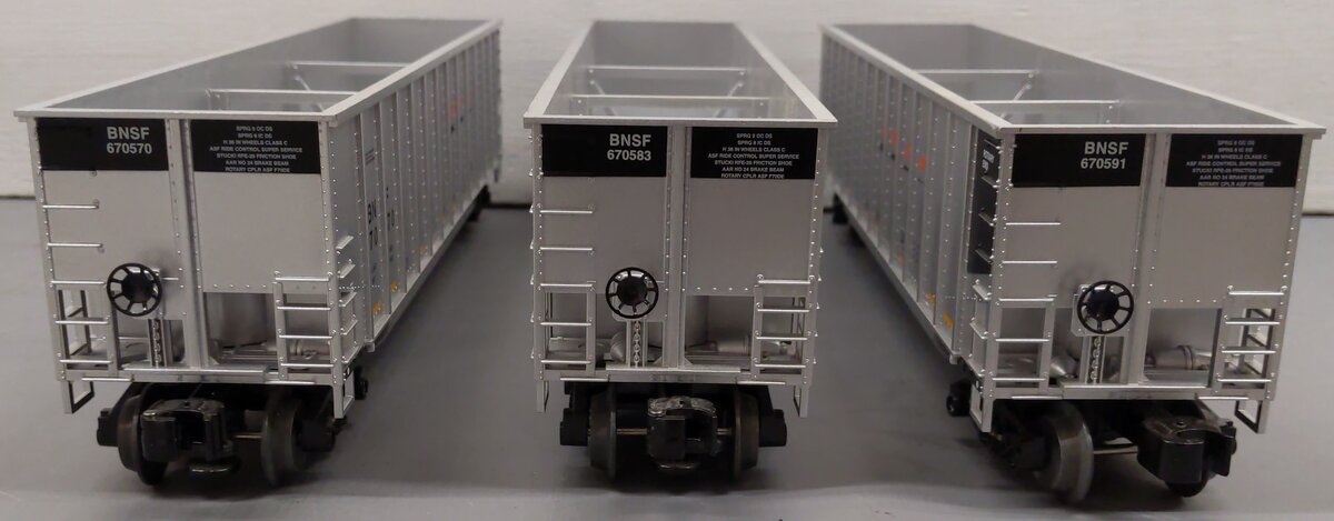 Lionel 6-17482 O Gauge BNSF Bathtub Gondolas (Pack of 3) EX/Box