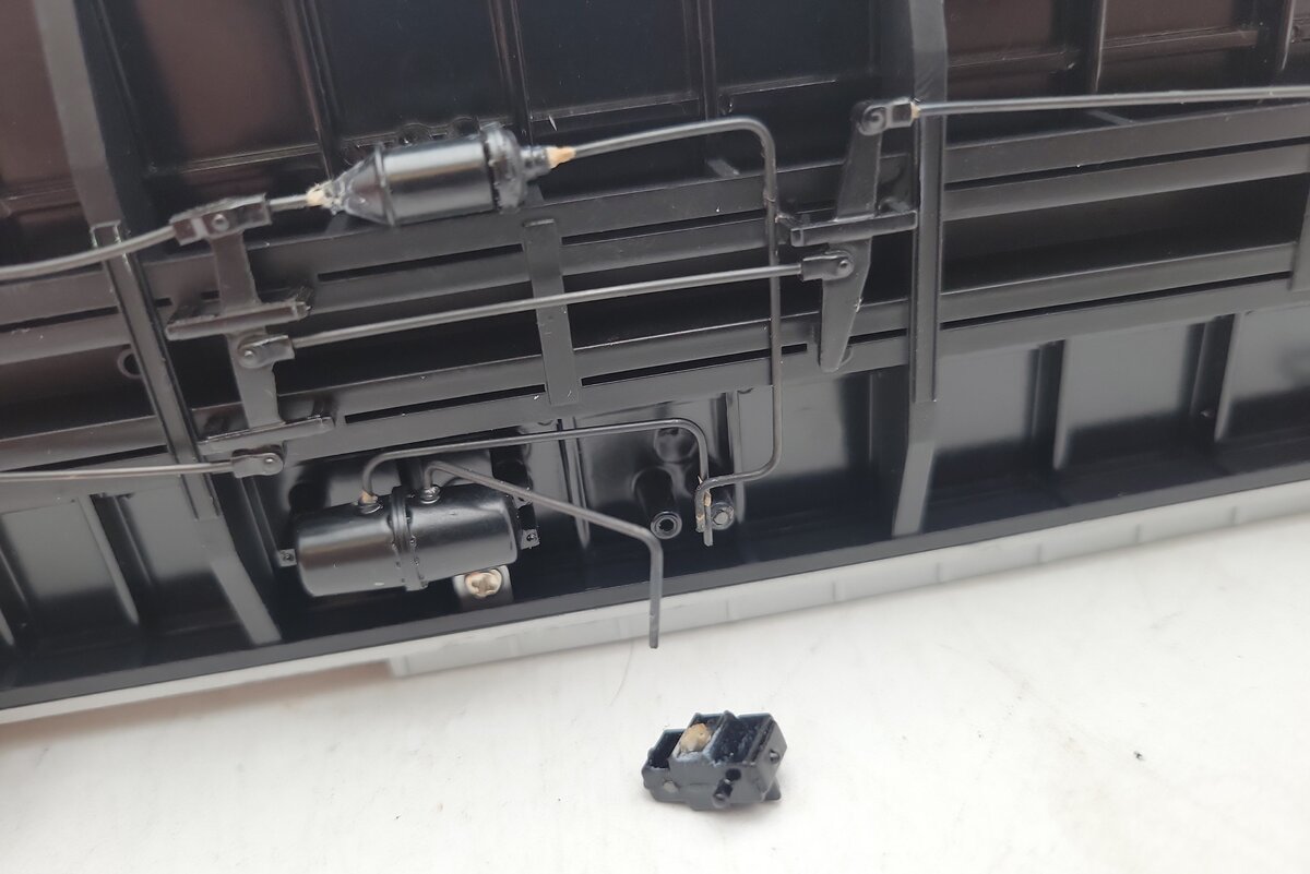 Lionel 6-27455 O Gauge Amtrak Express Track Refrigerator Car #74113 EX/Box
