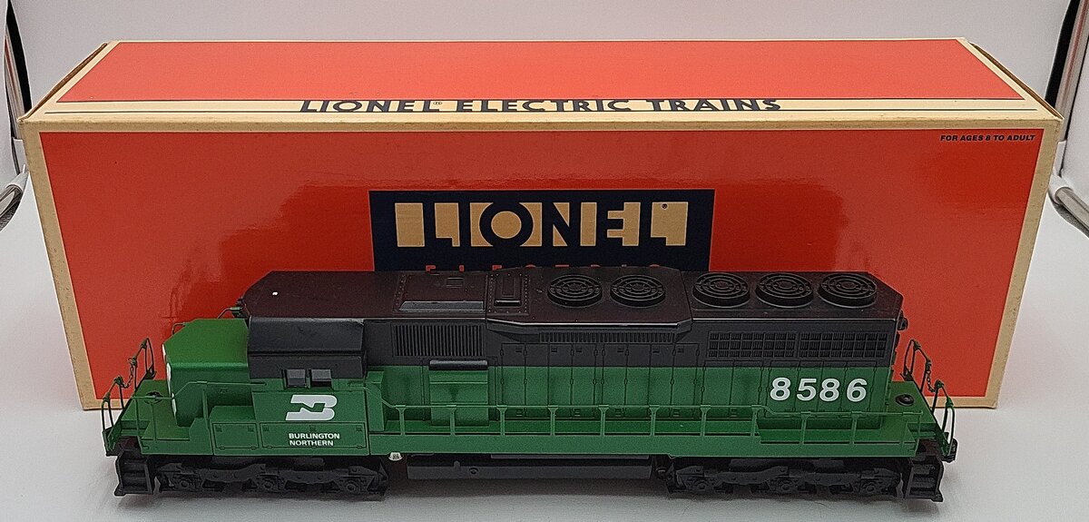 Lionel 6-18208 O Gauge Burlington Northern SD-40 Dummy Diesel Locomotive #8586 EX/Box