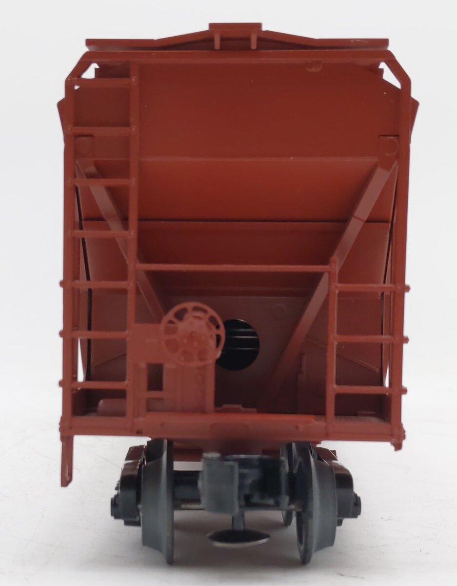 Weaver 892203 O Gauge Conrail Quality (Red) Covered Hopper #892203 -3Rail VG/Box