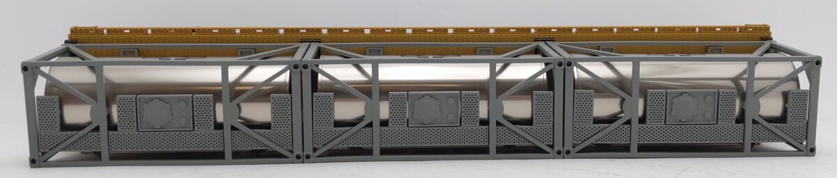 MTH 20-95336 O TXX 60' Flat Car with 3 Containers EX/Box