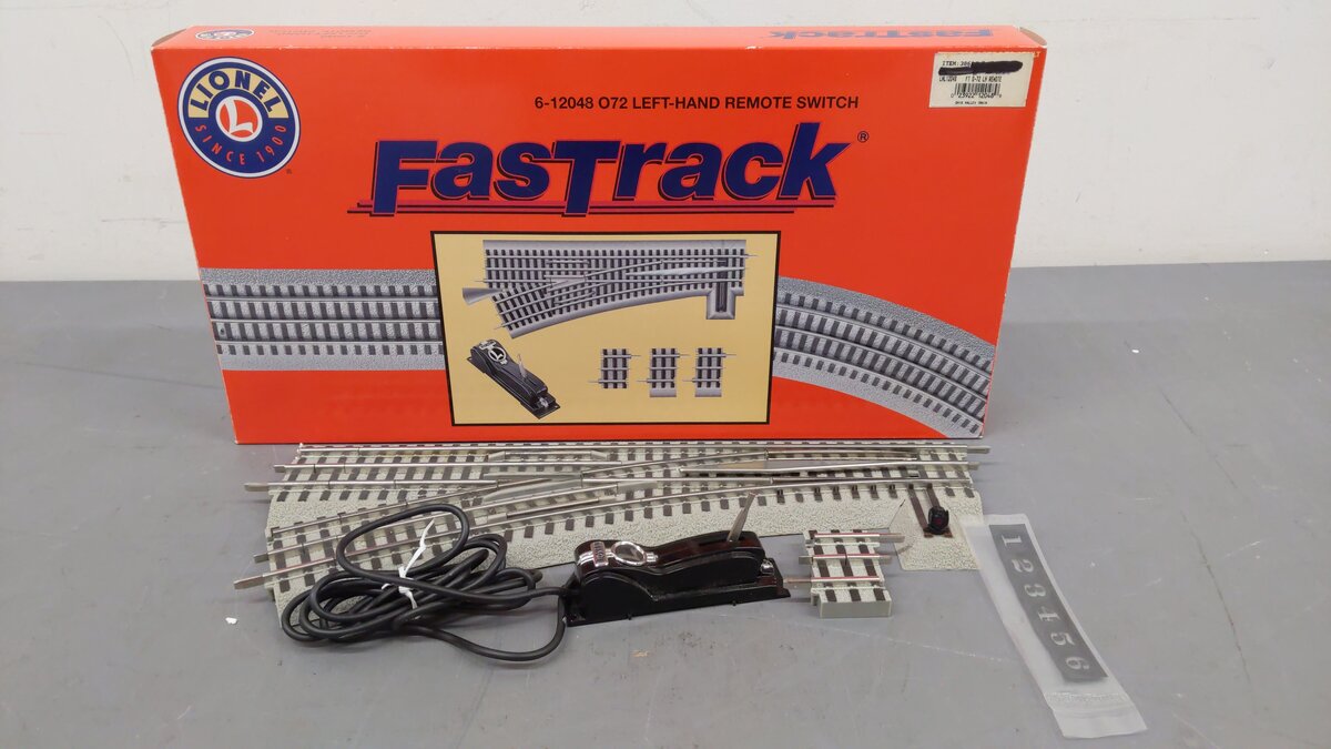 Lionel 6-12048 O72 Left Hand Remote-Control FasTrack Switch Turnout EX/Box