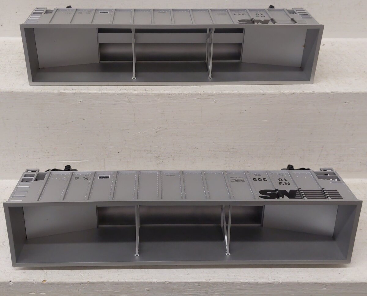 Lionel 6-27868 Norfolk Southern Bathtub Gondolas (Set of 2) EX/Box