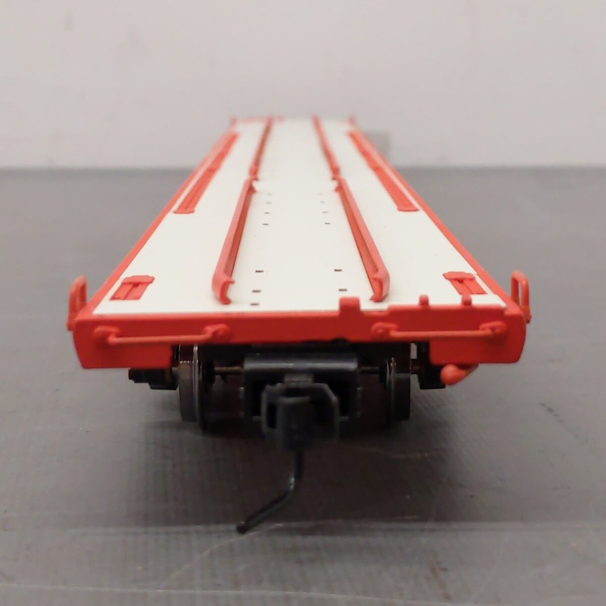 Atlas 7979-3 O Santa Fe 89' 4" Flat Car # 295212 (2-Rail) EX/Box