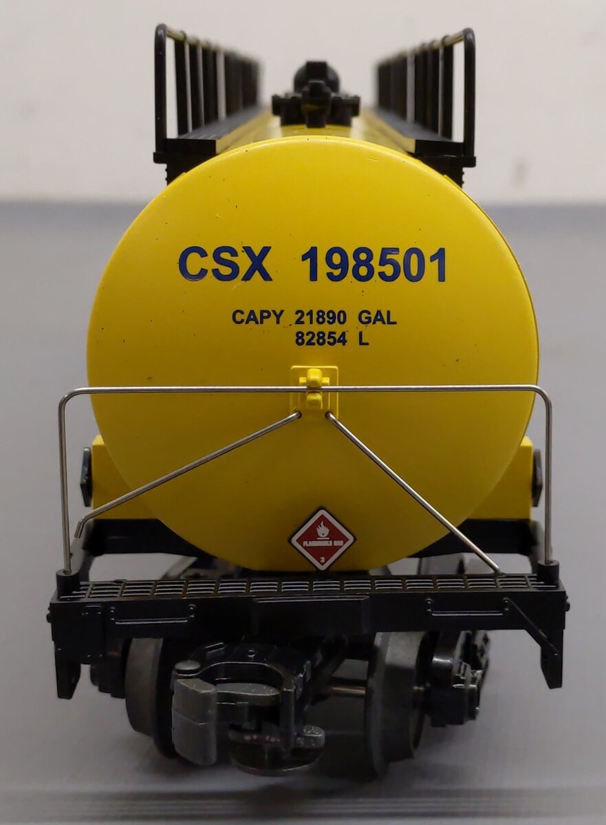 MTH 20-96023 O CSX 20,000 Gallon 4-Compartment Tank Car #198501 EX/Box