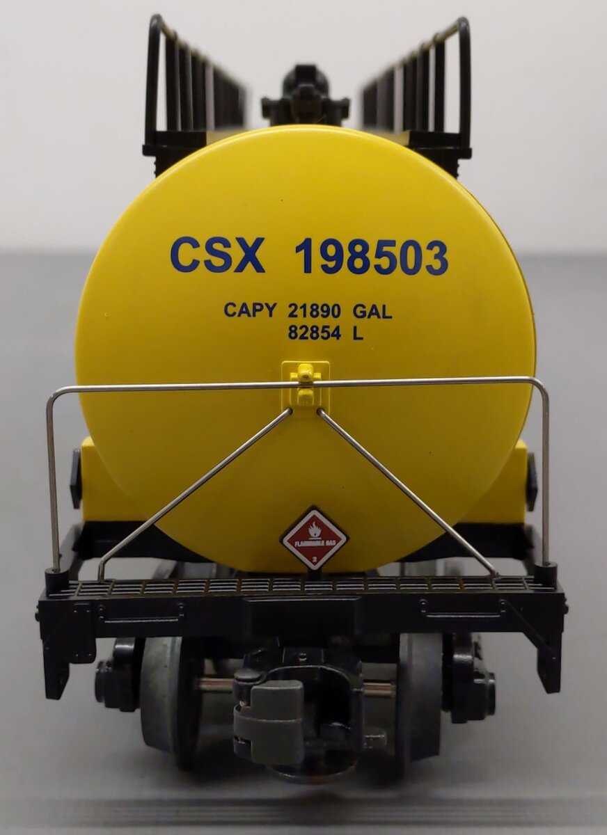 MTH 20-96023 O CSX 20,000 Gallon 4-Compartment Tank Car #198503 EX/Box