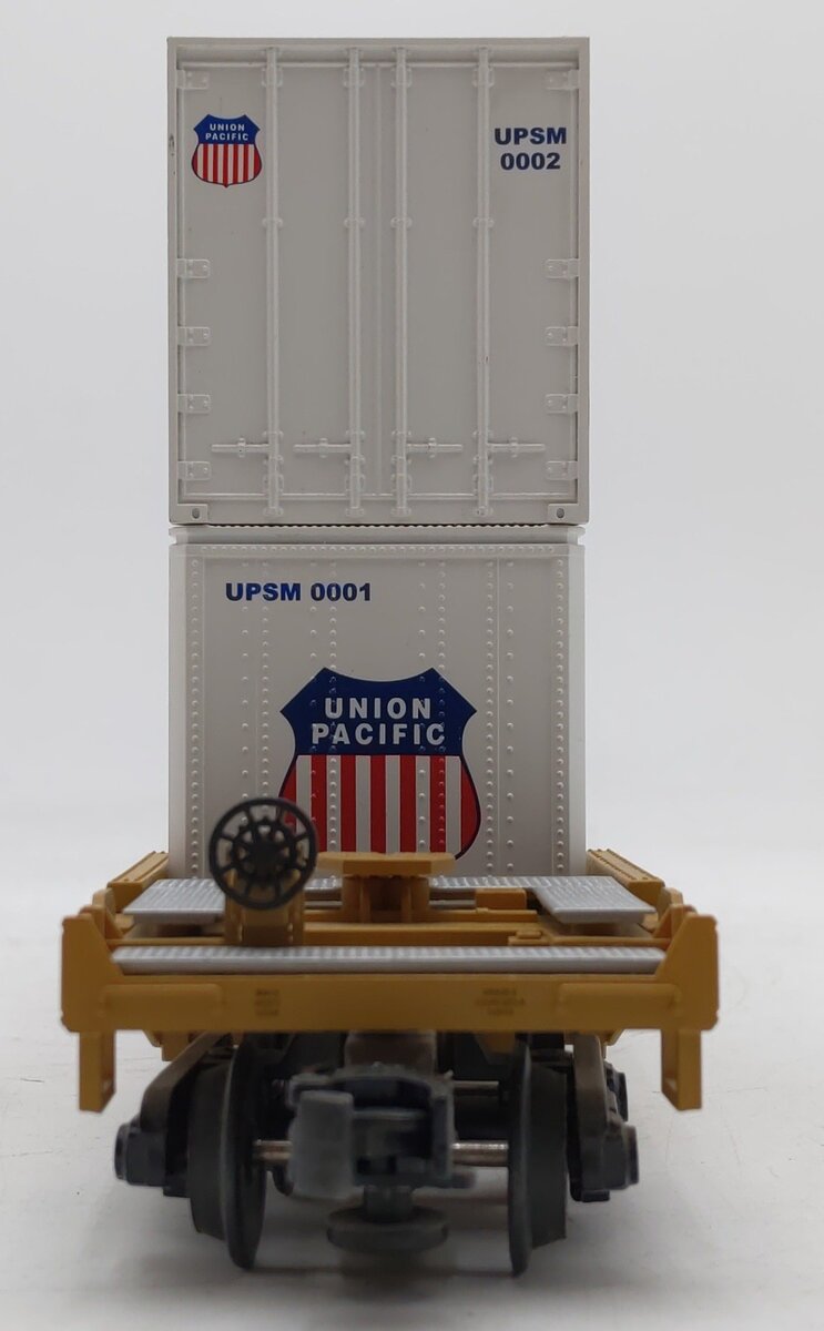 MTH 20-95007 O Gauge Union Pacific Husky Stack Car w/ Containers #2520028 EX/Box