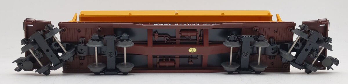 MTH 20-98398 O BNSF 47' TTX Heavy Duty Flat Car w/Cover #910050 EX/Box